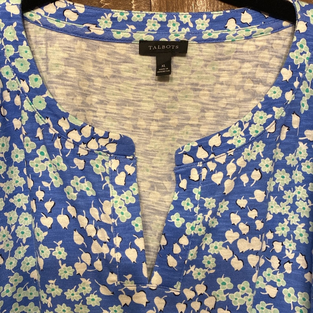 Talbots Like New Slit Front Cuffed Elbow Sleeve Tunic - Picture 2 of 7